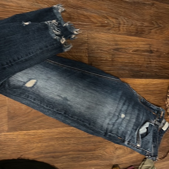 Zara Premium Denim Collection - Picture 3 of 3